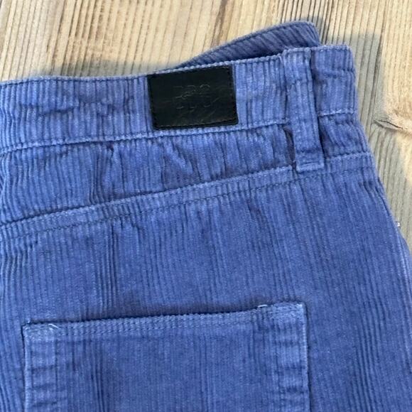 BDG Mom High-Rise Cornflower Blue Corduroy Pants - size 31 - Picture 8 of 8